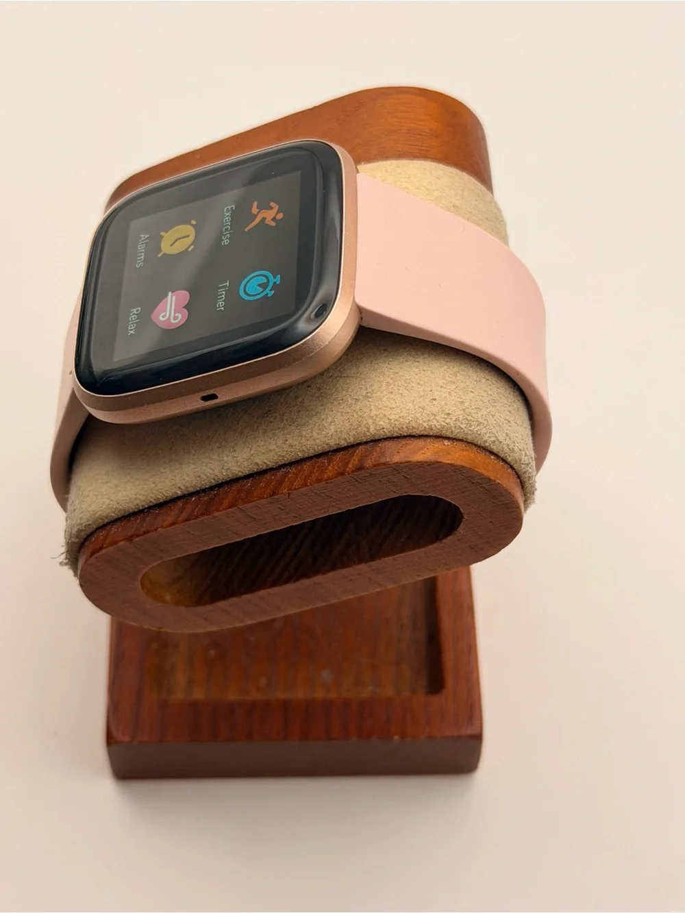 Fitbit Versa 2, Tested, Charger Included,  Pink/rose Gold, Fitness